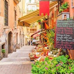 Incantevole E Storico Appartamento In Pieno Centro Taormina Luaran gambar